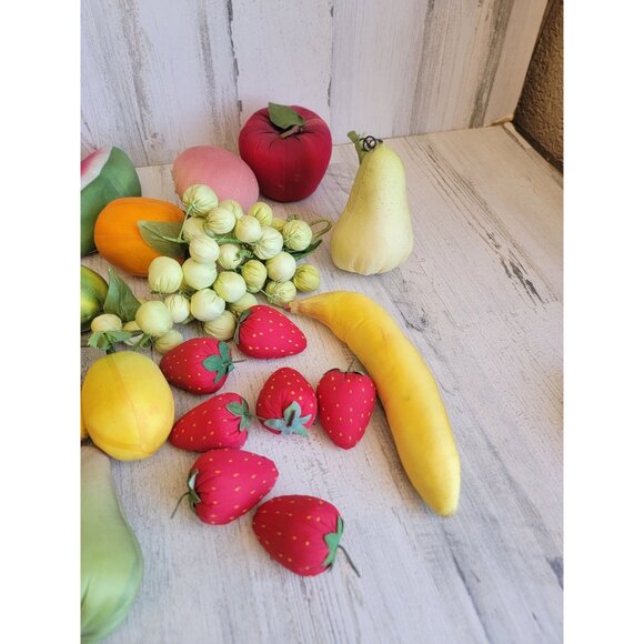 Artificial assorted plush fabric fruit great banana strawberry Pearl set waterme - Picture 12 of 13